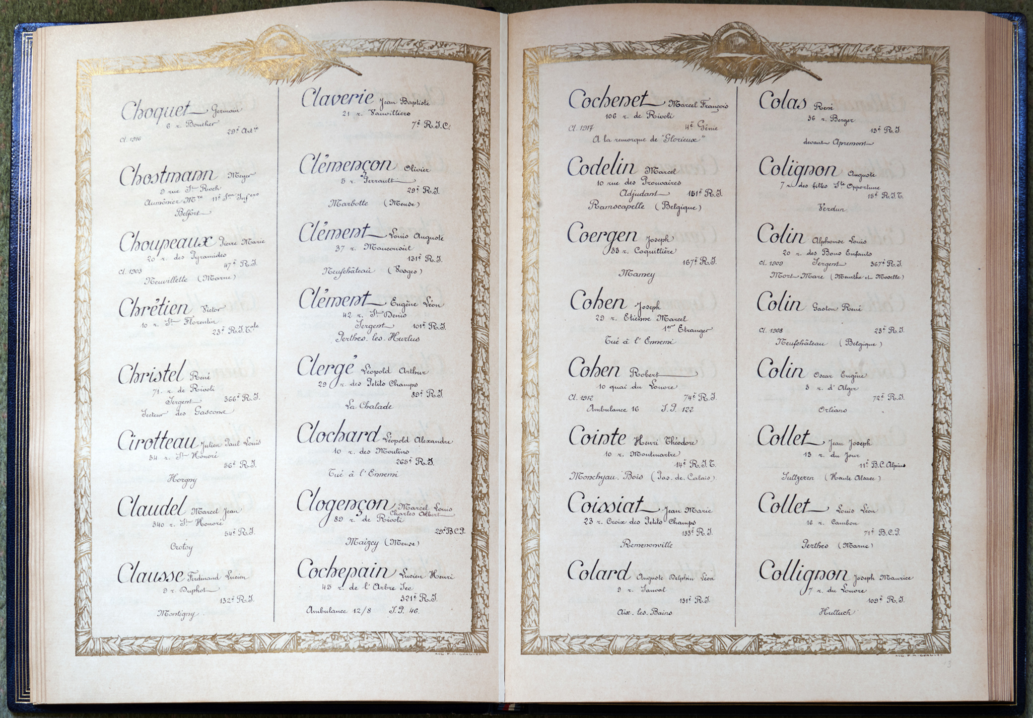 Pages intérieures : les noms des soldats sont rangés par ordre alphabétique